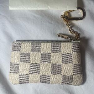 Louis Vuitton wallet with Gold Key Chain